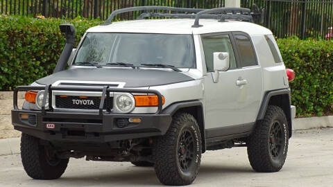 2007 Toyota FJ Cruiser for sale at Premier Luxury Cars in Oakland Park FL