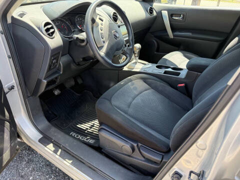 2013 Nissan Rogue S