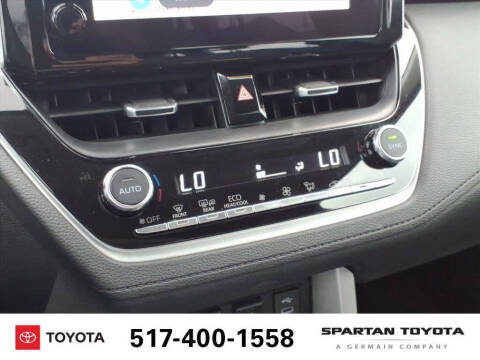 2025 Toyota Corolla Cross XLE