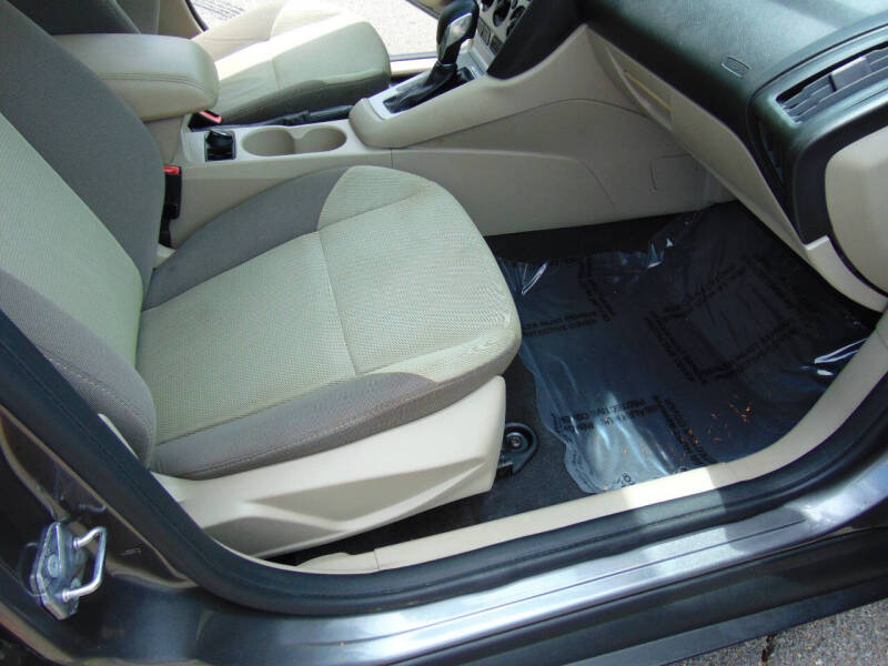 2013 Ford Focus SE