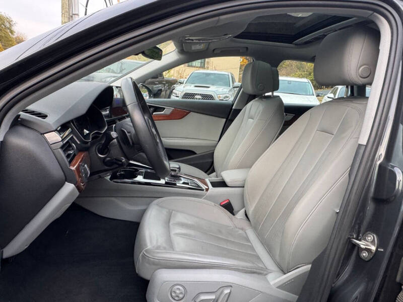 2021 Audi A4 quattro Premium 40 TFSI