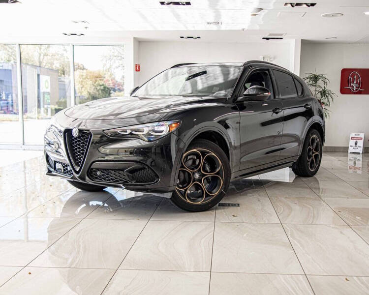 2025 Alfa Romeo Stelvio