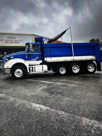 2018 International HX620