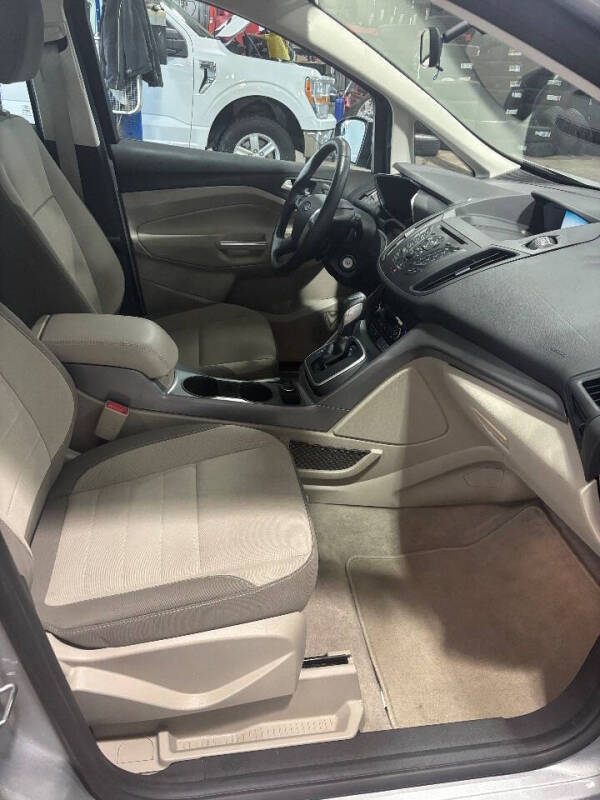 2014 Ford C-MAX Hybrid SE