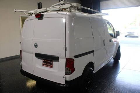 2017 Nissan NV200