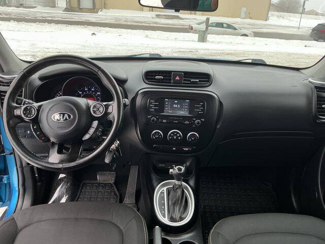 2016 Kia Soul +
