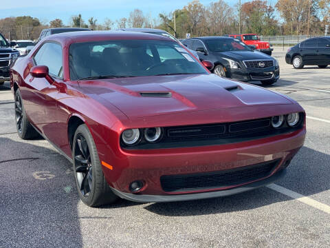 2018 Dodge Challenger SXT Plus