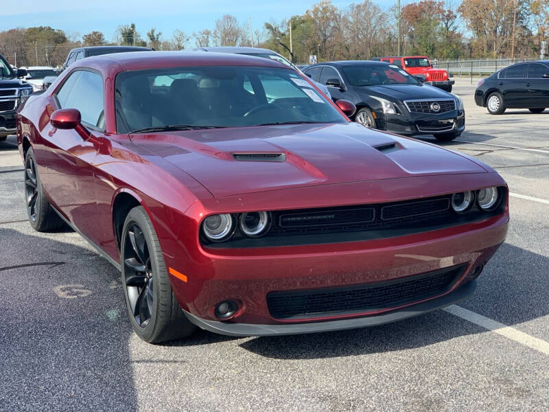 2018 Dodge Challenger SXT Plus