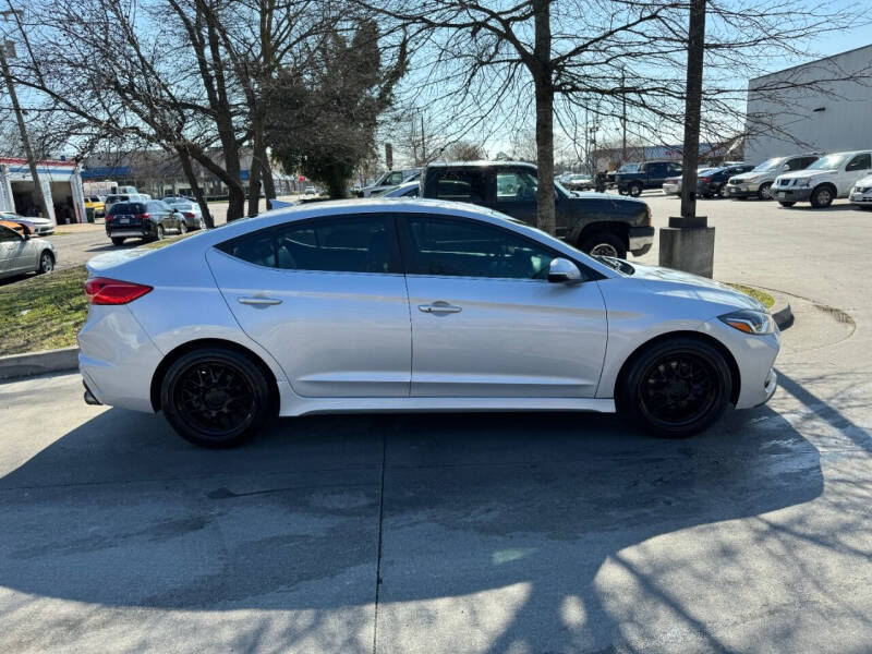 2018 Hyundai Elantra Sport