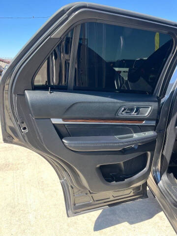 2017 Ford Explorer Limited