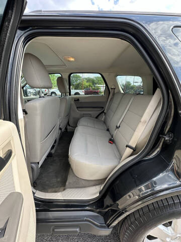 2011 Ford Escape XLT