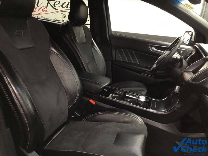 2019 Ford Edge ST