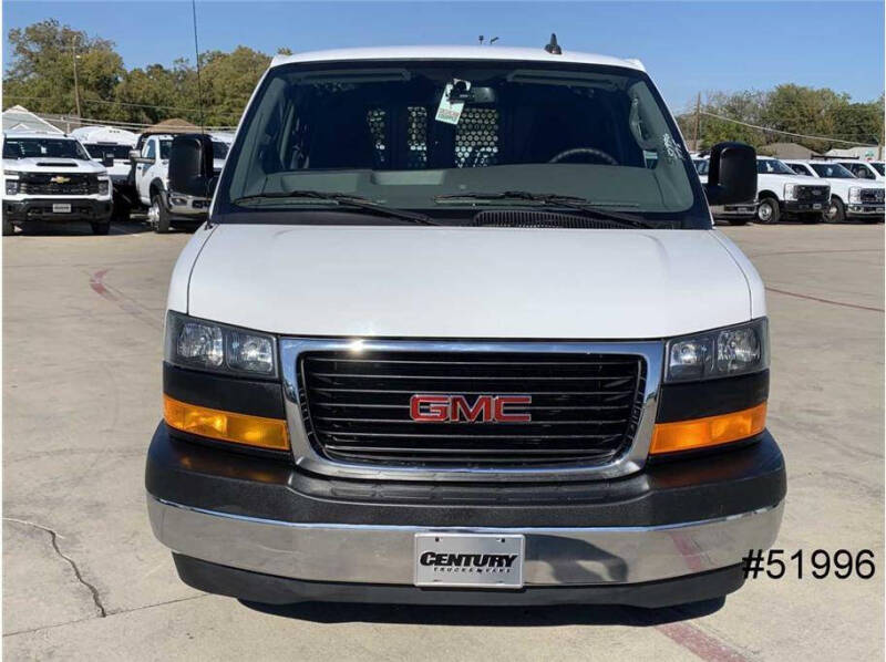 2023 GMC Savana 2500