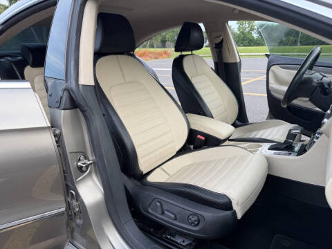 2009 Volkswagen CC Sport