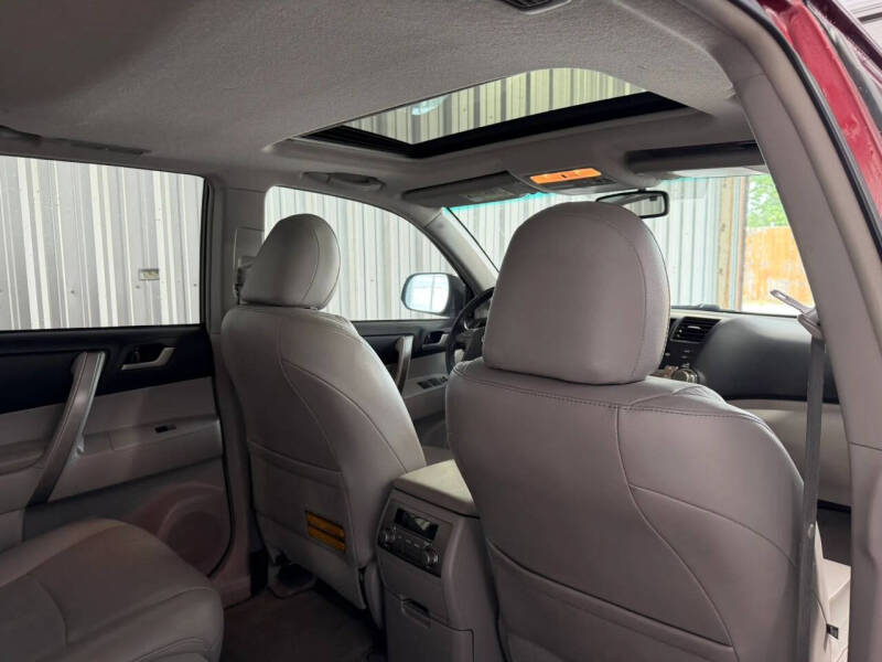 2010 Toyota Highlander SE