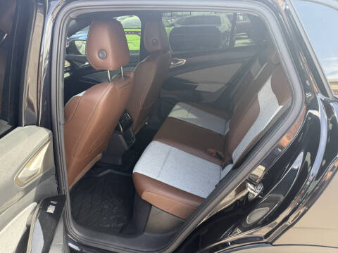 2023 Volkswagen ID.4 Pro