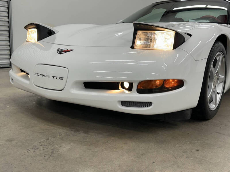 2004 Chevrolet Corvette