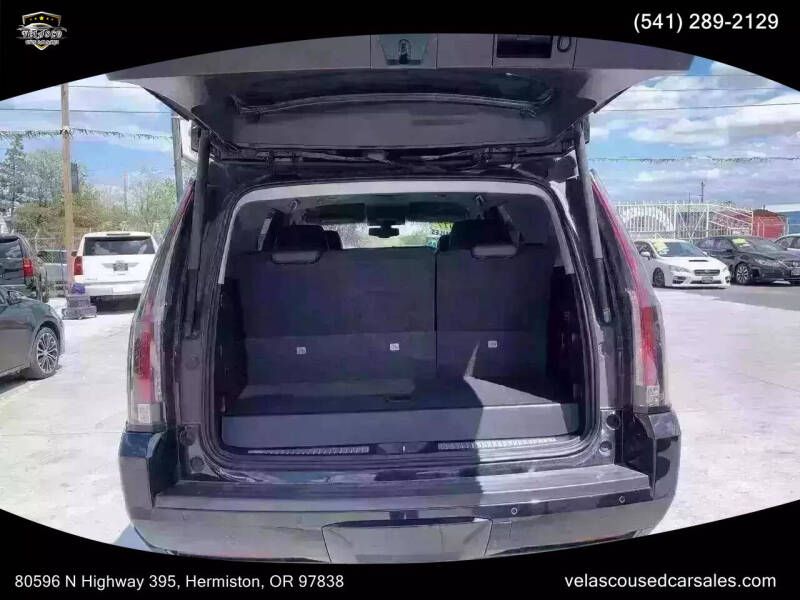 2017 Cadillac Escalade Standard