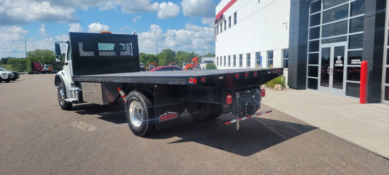 2024 Freightliner M2 106