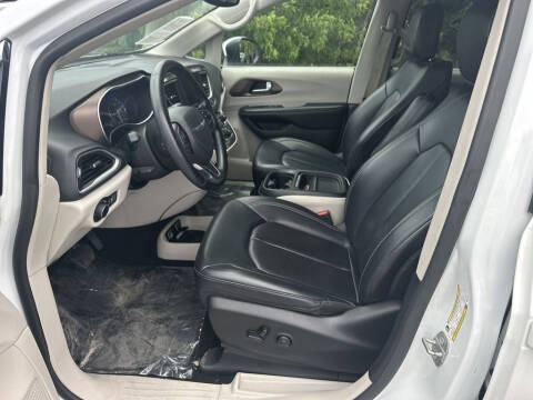 2021 Chrysler Voyager LXi