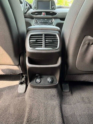 2019 Hyundai Santa Fe SE 2.4L
