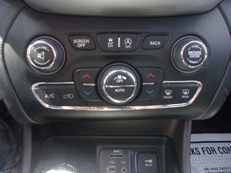 2017 Jeep Cherokee Overland