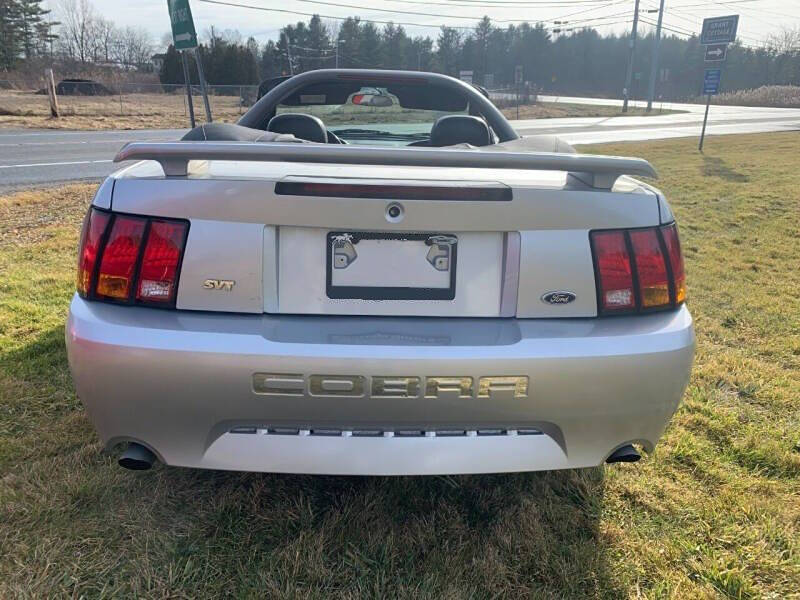 2001 Ford Mustang SVT Cobra