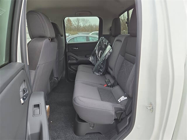 2026 Nissan Frontier SV