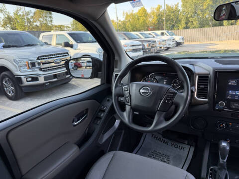 2022 Nissan Frontier SV