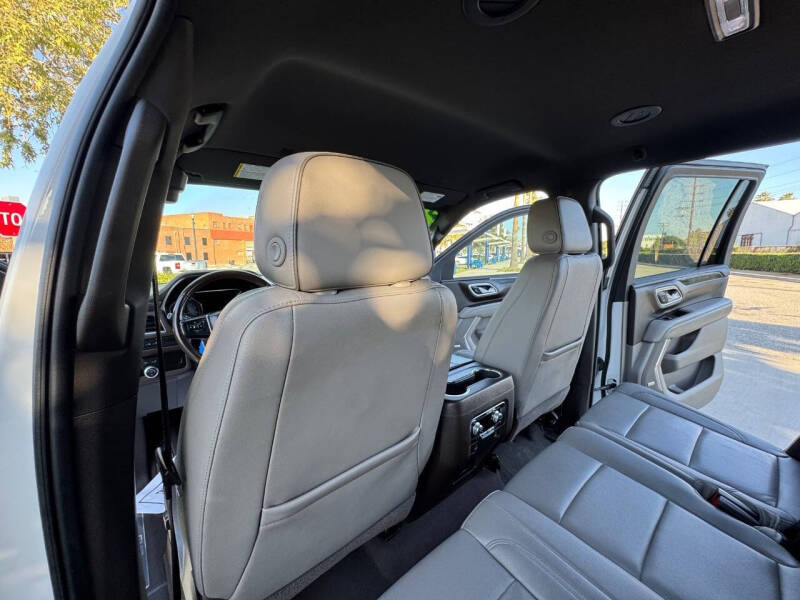 2021 GMC Yukon XL SLT