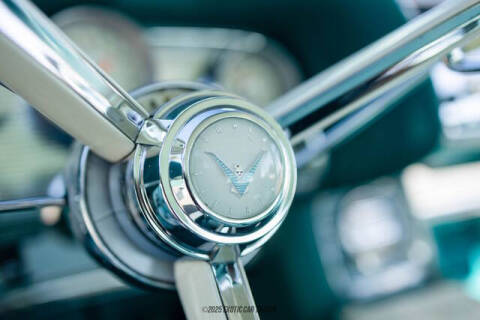 1960 Ford Thunderbird