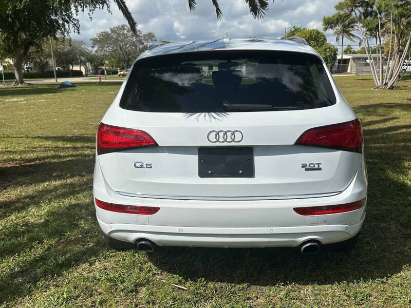 2017 Audi Q5 2.0T quattro Premium Plus