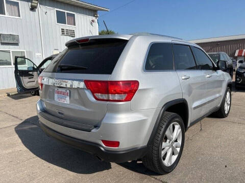2011 Jeep Grand Cherokee Laredo X