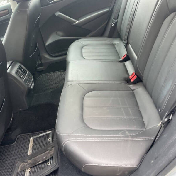 2020 Volkswagen Passat SEL