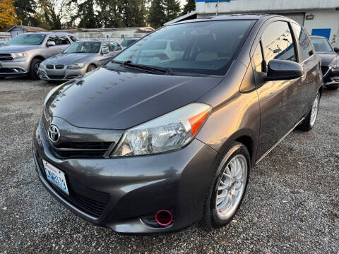 2012 Toyota Yaris 3-Door L