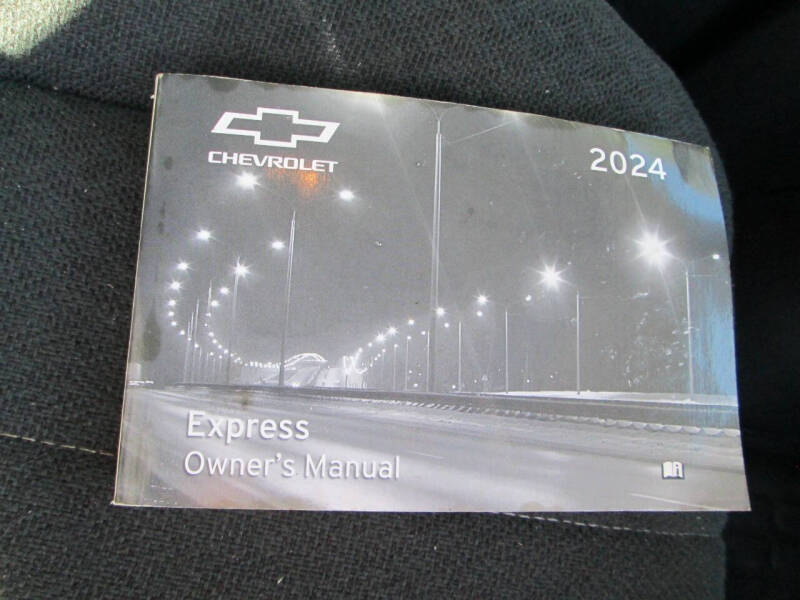 2024 Chevrolet Express 2500