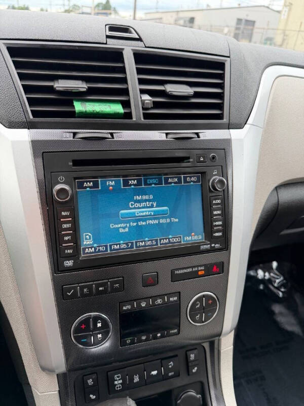2012 Chevrolet Traverse LTZ