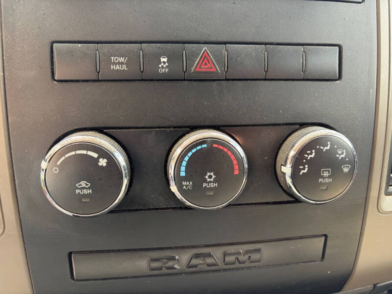 2012 RAM 1500 ST