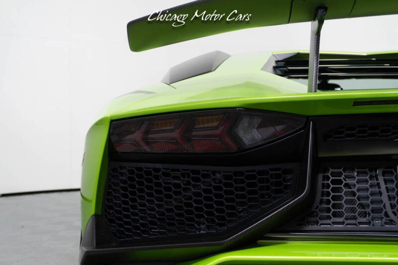 2016 Lamborghini Aventador LP 750-4 SV