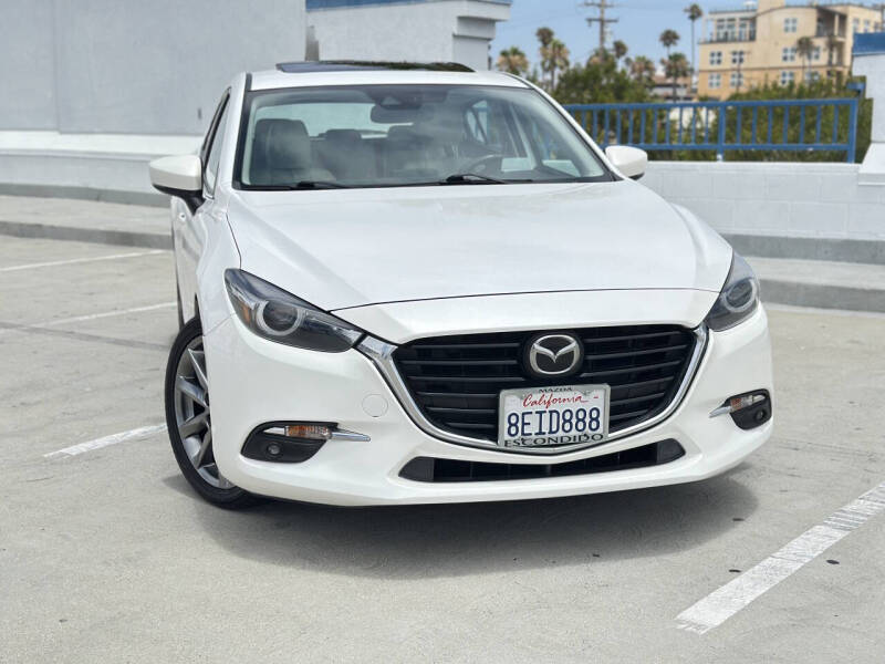 2018 Mazda MAZDA3 Grand Touring