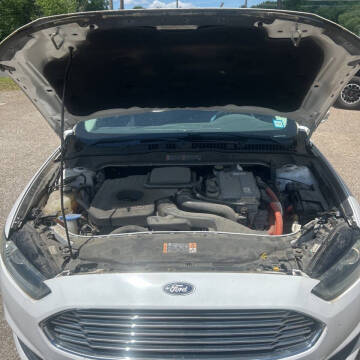 2013 Ford Fusion Hybrid SE