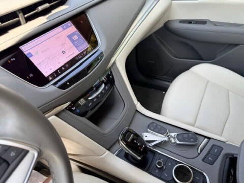 2022 Cadillac XT5 Premium Luxury