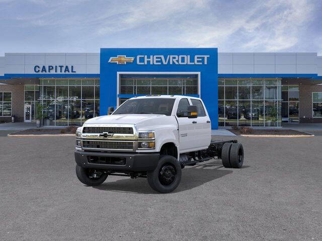 2025 Chevrolet Silverado 5500HD