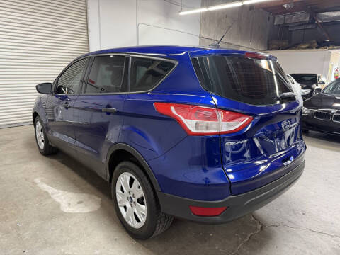 2014 Ford Escape S