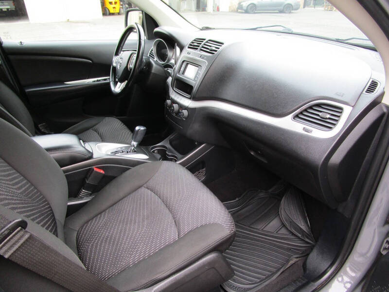 2020 Dodge Journey SE Value