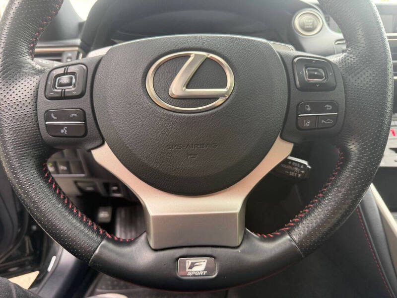 2019 Lexus IS 350