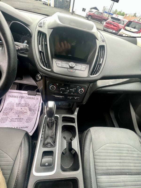 2019 Ford Escape SE