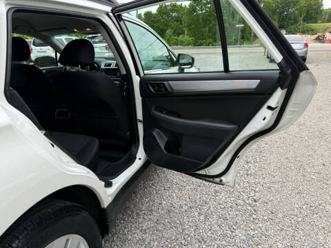 2018 Subaru Outback 2.5i