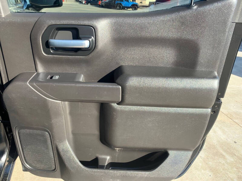 2021 Chevrolet Silverado 1500 Custom