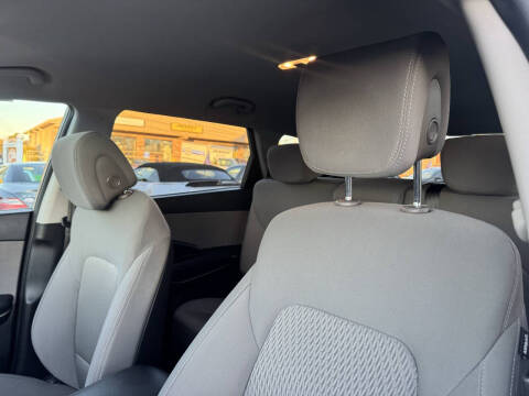 2019 Hyundai Santa Fe XL SE